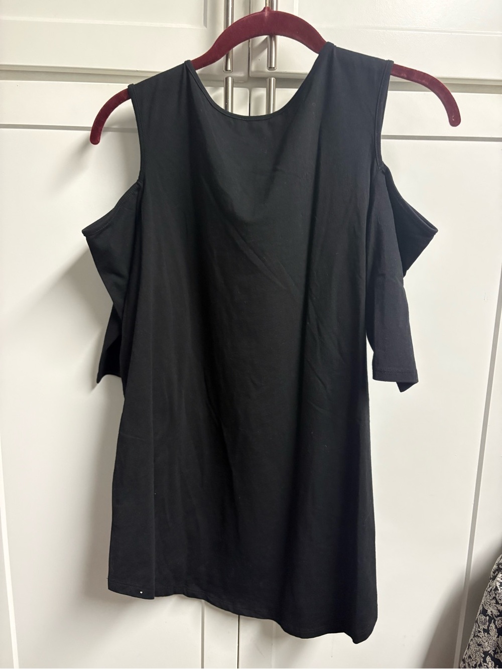 DC Black Cold-Shoulder Tunic Top